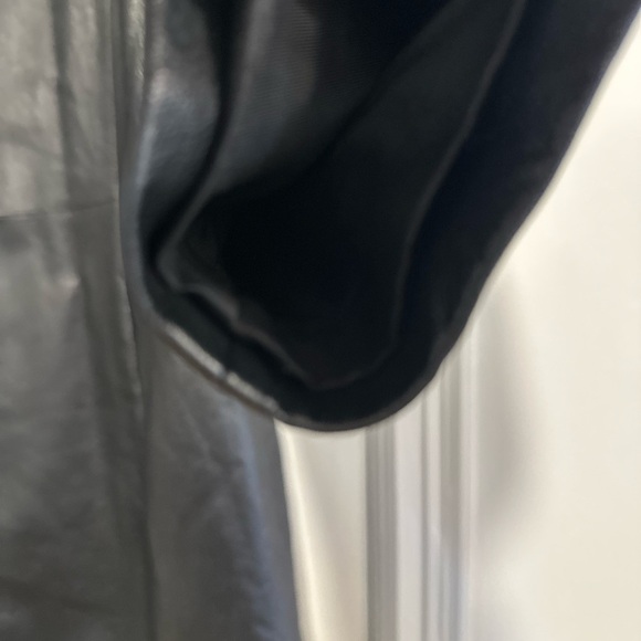 Colebrook Women's XL Black Leather Classic Mid Length Lined Coat Jacket. - Picture 9 of 14